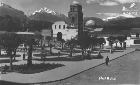 Catedral de Huaraz con tres ventana